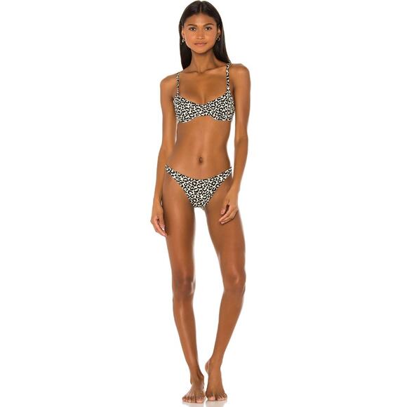 Revolve Striped & Solid Eva Bikini Top Leopard Medium underwire unpadded Swim - Picture 4 of 10